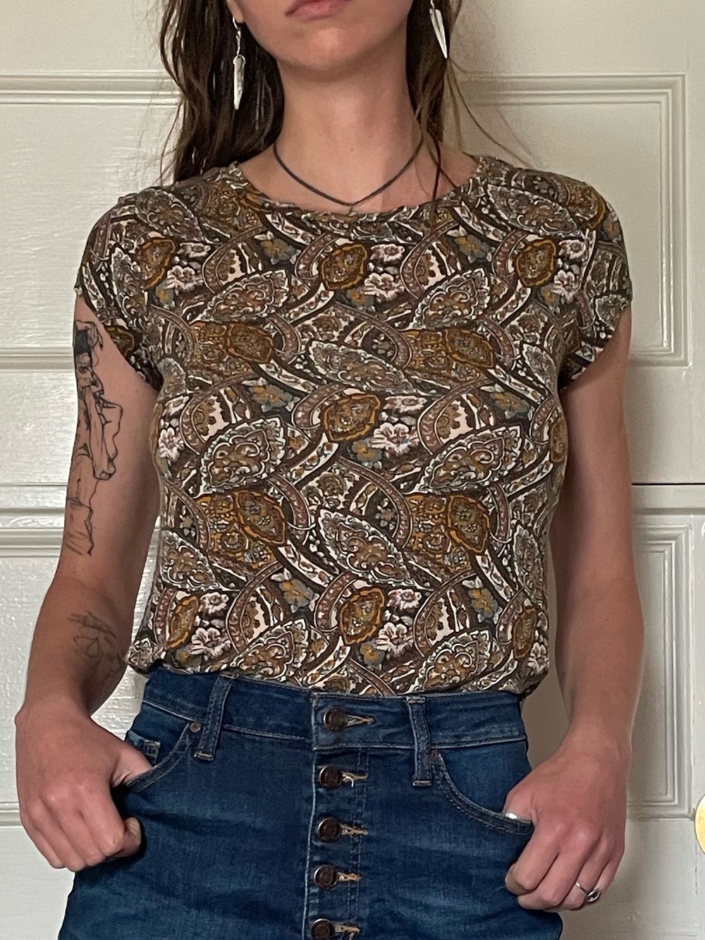 Brown Paisley Print Short Sleeve Tee